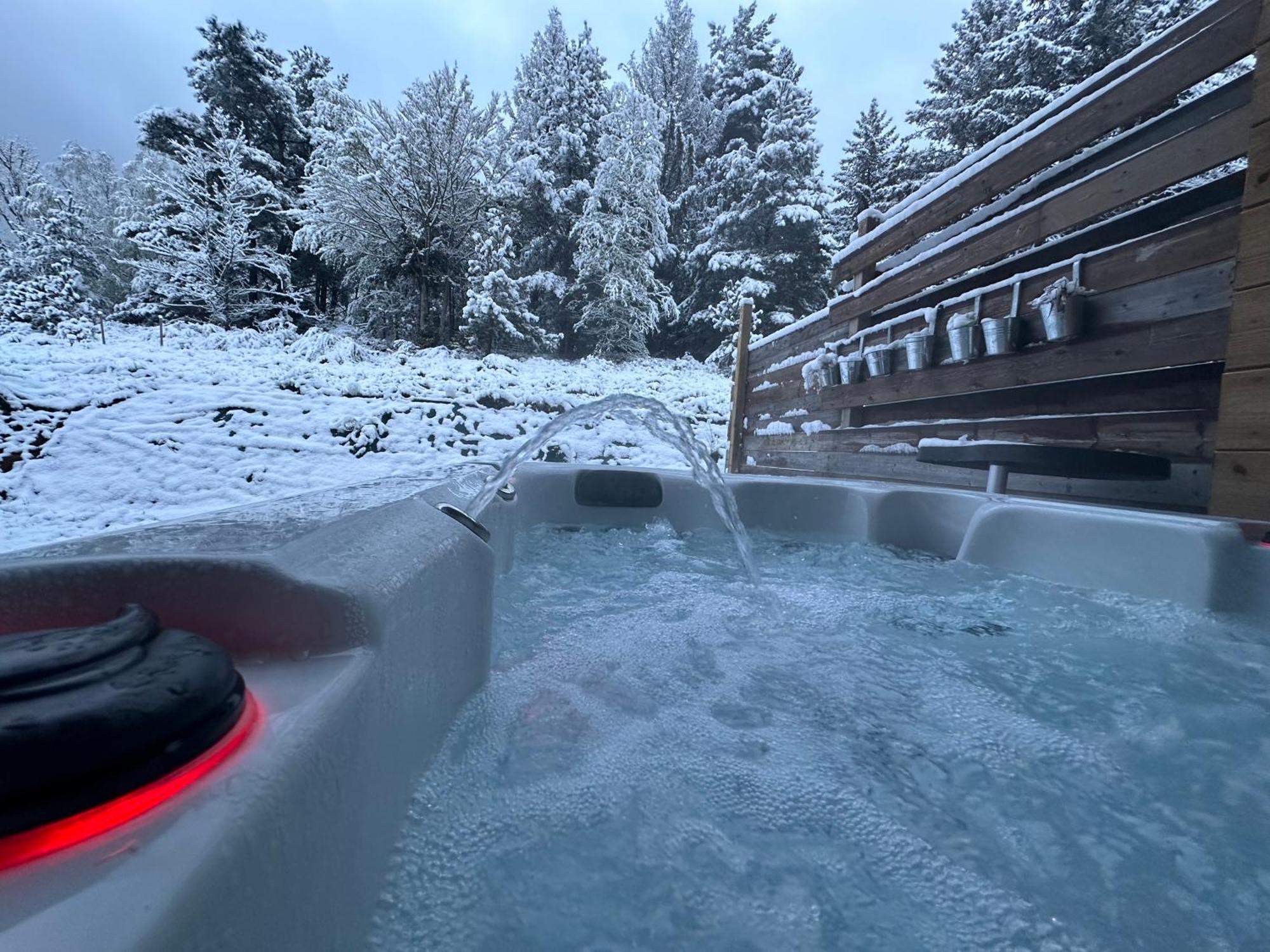 Apartment Cour Ancienne Ecole Avec Jacuzzi Prive *
